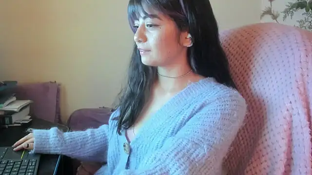 Sammysammy  online show from September 23, 7:44 am