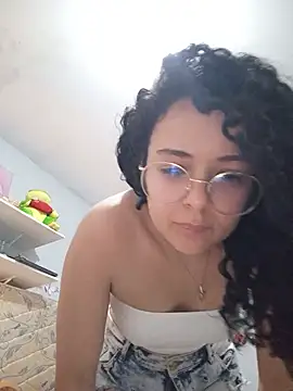 Snapshot of NinaSweet2 chatting on July 28, 6:20 pm NinaSweet2 online show from July 28, 6:20 pm