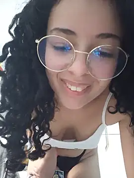 Snapshot of NinaSweet2 chatting on July 29, 5:22 pm NinaSweet2 online show from July 29, 5:22 pm