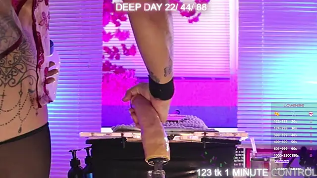 alise MULTIVIEW parker online show from May 13, 9:55 pm