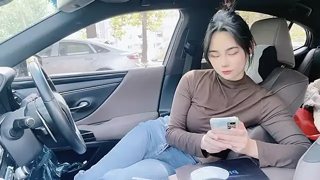 orla2021 online show from December 24, 4:33 am