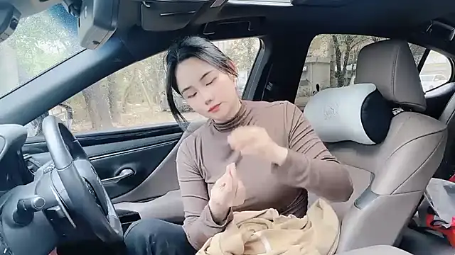 orla2021 online show from February 25, 5:08 am