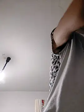 JoLeNe27 online show from October 7, 5:54 pm