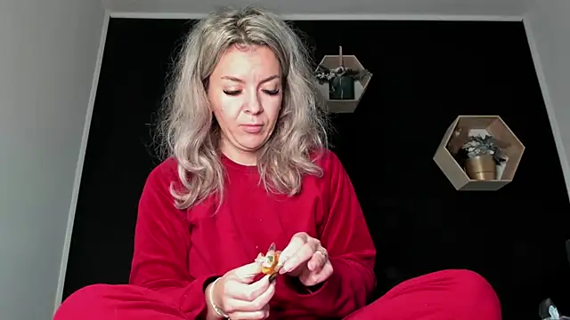 Alesys69 online show from November 11, 11:38 pm