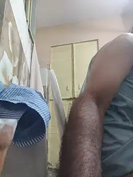 Snapshot of Rohit19997776 chatting on May 13, 9:44 pm Rohit19997776 online show from May 13, 9:44 pm