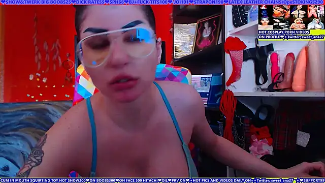 Snapshot of cuminmenowbbyx chatting on July 20, 2:30 pm cuminmenowbbyx online show from July 20, 2:30 pm