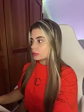 Snapshot of Miss_valeriaa chatting on July 5, 2:07 am Miss valeriaa online show from July 5, 2:07 am