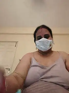 Snapshot of Sheela-Bhabi chatting on July 1, 4:14 am Sheela-Bhabi online show from July 1, 4:14 am