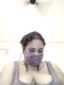 Snapshot of Sheela-Bhabi chatting on July 13, 6:49 am Sheela-Bhabi online show from July 13, 6:49 am