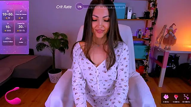 Snapshot of Teylor_Fly chatting on January 5, 6:24 am Teylor Fly online show from January 5, 6:24 am