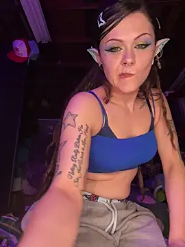 BlaizeyBBy online show from November 27, 1:51 am