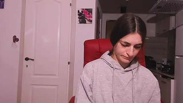 simyhvn online show from February 2, 6:01 am