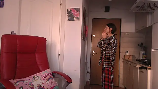 simyhvn online show from March 11, 5:35 am