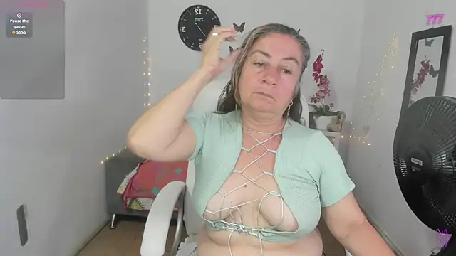 stepmother 105 online show from May 30, 3:31 pm