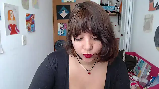 soynanabela28 online show from November 12, 7:24 pm