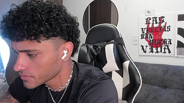 Alessandro Vanni online show from December 18, 2:34 pm