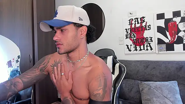 Alessandro Vanni online show from February 20, 3:01 pm