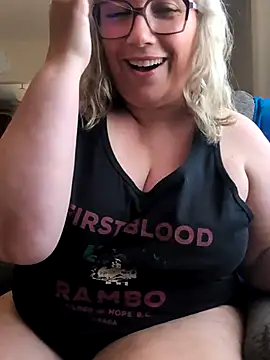 Snapshot of Canadian_BBW chatting on July 8, 9:30 pm Canadian BBW online show from July 8, 9:30 pm