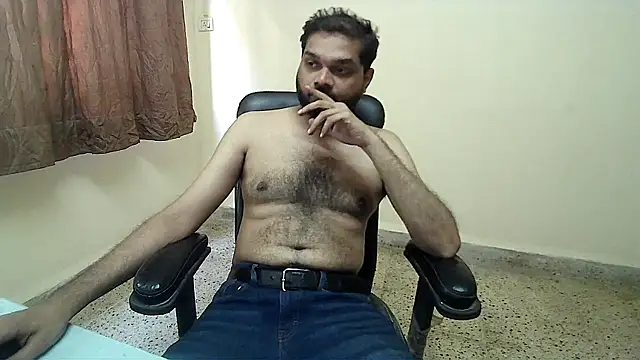 Snapshot of mynastyfuckerr chatting on May 28, 11:18 am mynastyfuckerr online show from May 28, 11:18 am