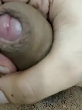 rockkyy9 online show from October 12, 6:23 am