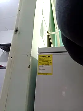 Snapshot of maymercy chatting on February 25, 1:39 pm maymercy online show from February 25, 1:39 pm