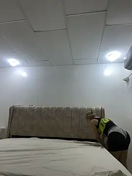 Snapshot of maymercy chatting on December 3, 4:27 pm maymercy online show from December 3, 4:27 pm