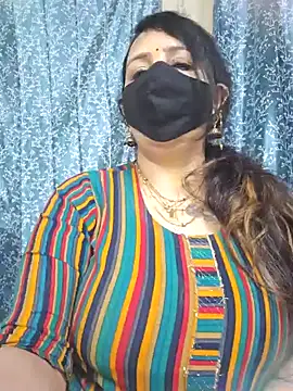 cute-tanvi online show from January 22, 1:42 am
