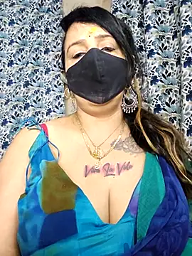 cute-tanvi online show from January 14, 1:33 am