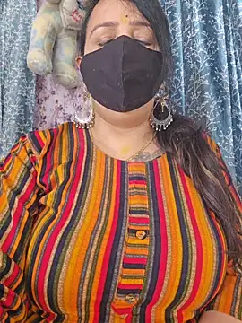 Snapshot of cute-tanvi chatting on May 15, 11:34 pm cute-tanvi online show from May 15, 11:34 pm