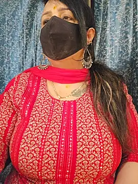 Snapshot of cute-tanvi chatting on May 18, 12:18 am cute-tanvi online show from May 18, 12:18 am