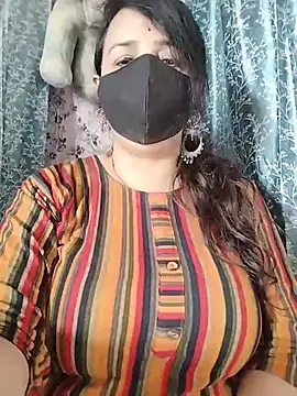 Snapshot of cute-tanvi chatting on June 5, 6:52 am cute-tanvi online show from June 5, 6:52 am