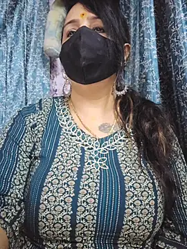 Snapshot of cute-tanvi chatting on June 13, 12:30 am cute-tanvi online show from June 13, 12:30 am