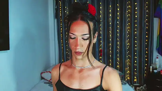 Kenisha Sweet online show from March 10, 1:10 am