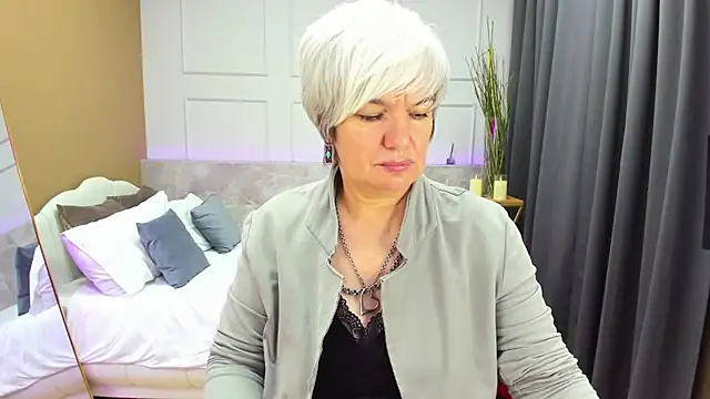 CarmenSoft online show from February 3, 3:20 am