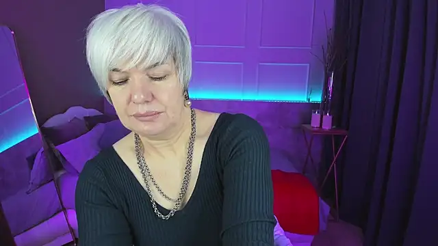 CarmenSoft online show from March 15, 8:32 pm