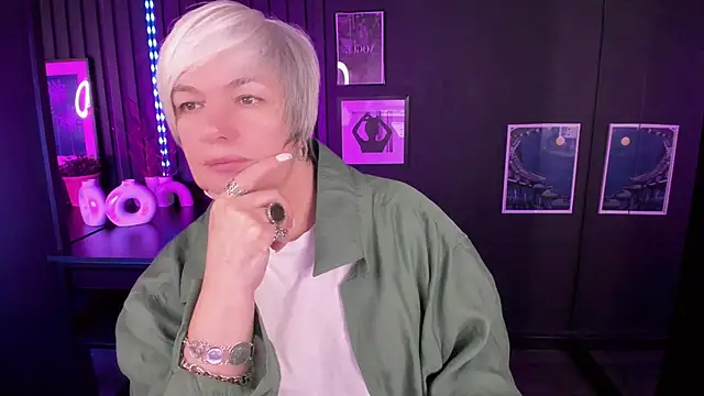 CarmenSoft online show from November 21, 8:51 pm