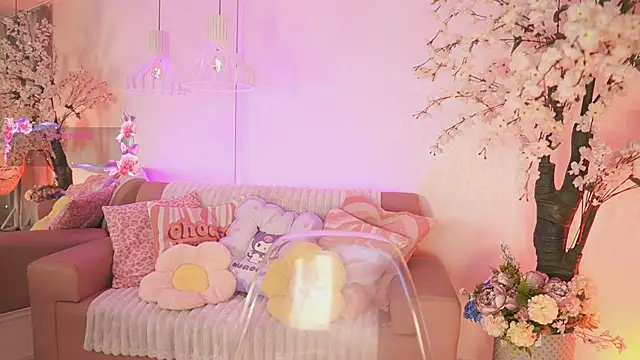 DalahiaRush online show from November 14, 7:01 pm