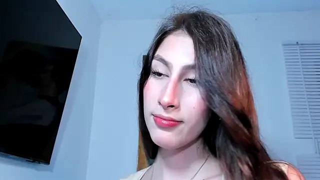 valeria gonzales  online show from December 13, 11:39 pm