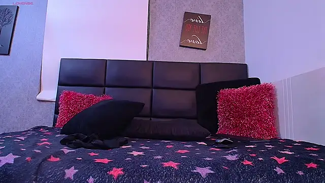 Snapshot of Daia_Ashanti chatting on March 21, 2:18 am Daia Ashanti online show from March 21, 2:18 am