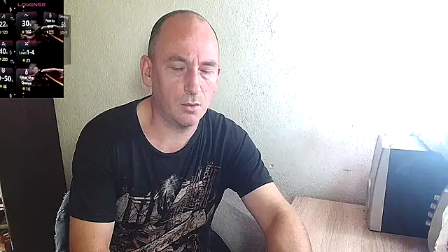 Johan   Barker online show from November 12, 1:00 pm