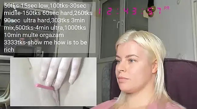 queenofthenighttt online show from December 18, 11:45 am