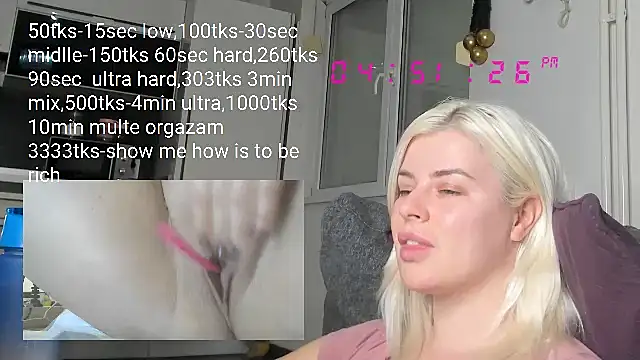 queenofthenighttt online show from February 6, 3:52 pm