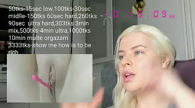 queenofthenighttt online show from February 28, 9:15 am