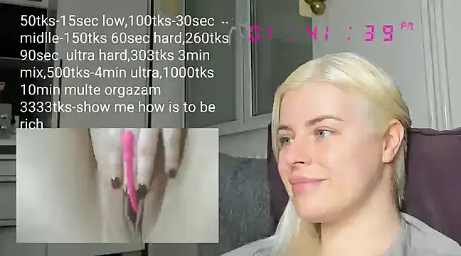 queenofthenighttt online show from February 28, 12:42 pm