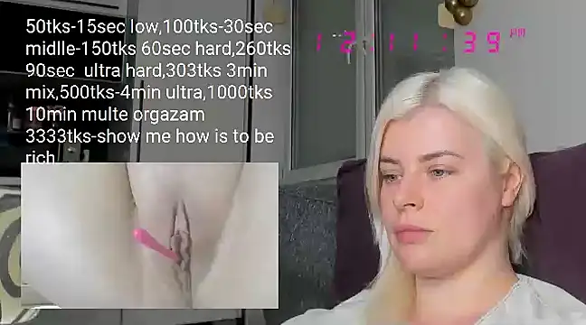 queenofthenighttt online show from March 11, 11:12 am