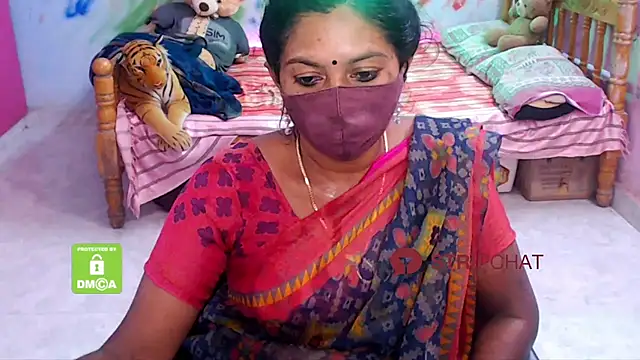 Snapshot of Novapol chatting on January 2, 5:18 pm Novapol online show from January 2, 5:18 pm