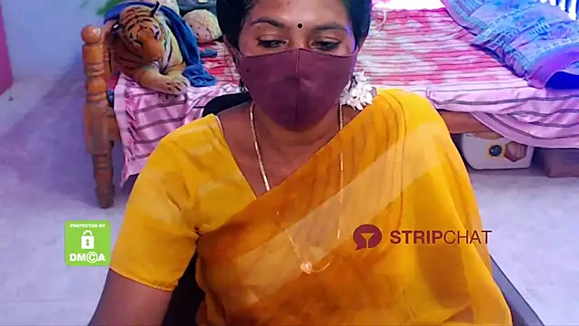 Snapshot of Novapol chatting on January 9, 4:39 pm Novapol online show from January 9, 4:39 pm