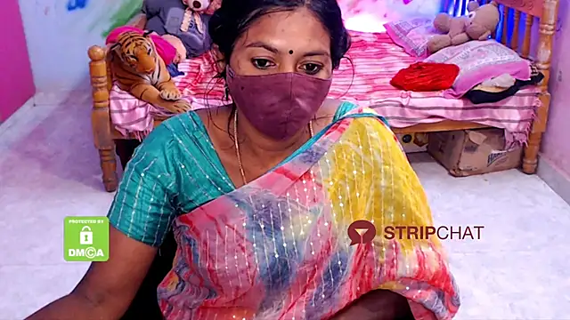 Snapshot of Novapol chatting on January 29, 5:51 am Novapol online show from January 29, 5:51 am