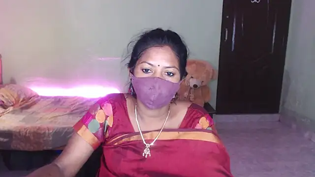 Snapshot of Novapol chatting on May 21, 1:40 pm Novapol online show from May 21, 1:40 pm