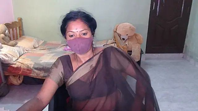 Snapshot of Novapol chatting on June 25, 5:28 pm Novapol online show from June 25, 5:28 pm